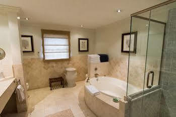 Treasure Beach By Elegant Hotels - All-Inclusive, Adults-Only Paynes Bay ภายนอก รูปภาพ